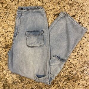 AFRM Sigmund Wide Leg High Rise Light Wash
Cargo Pocket Baggy Jeans